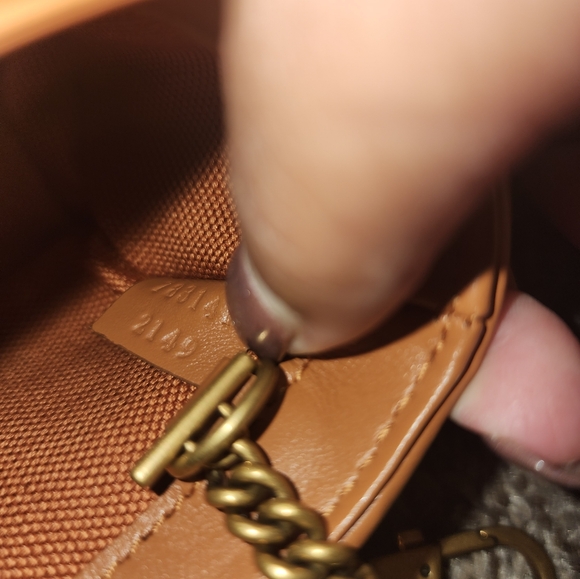 ‼️SOLD‼️🔥RARE🔥Gucci Crossbody Bag - Picture 10 of 14